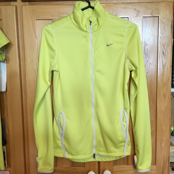 nike running jacket dri fit